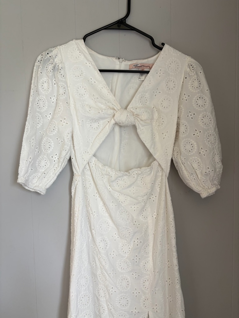 White Eyelet Maxi Dress with Front Knot and Puff Sleeves - Picture 2 of 7